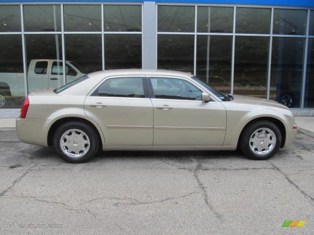 2006 300 Touring - Linen Gold Metallic / Dark Slate Gray/Light Graystone photo #2