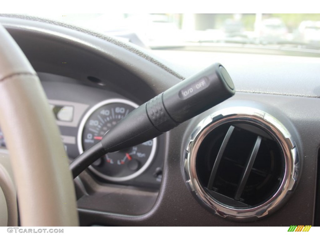 2005 Expedition Eddie Bauer - Dark Stone Metallic / Medium Parchment photo #24