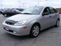 2002 CD Silver Metallic Ford Focus ZX5 Hatchback  photo #7