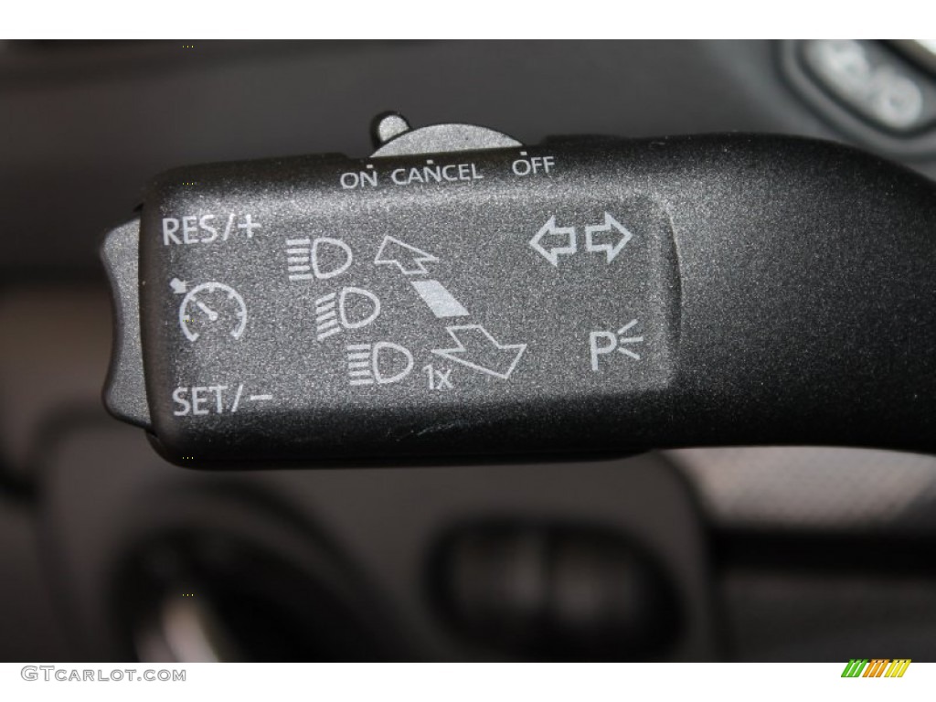 2014 Volkswagen Jetta TDI SportWagen Controls Photo #85057237