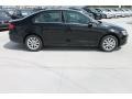 Black - Jetta SE Sedan Photo No. 10