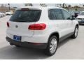 Candy White - Tiguan SE Photo No. 9