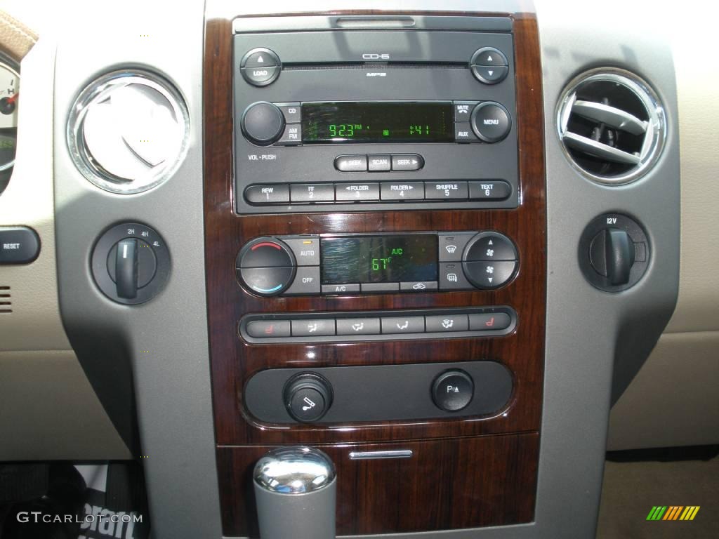 2005 F150 King Ranch SuperCrew 4x4 - Oxford White / Castano Brown Leather photo #26