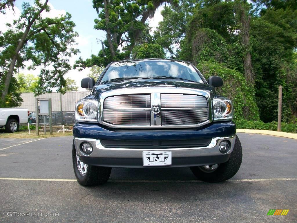 2007 Ram 1500 SLT Quad Cab 4x4 - Patriot Blue Pearl / Khaki Beige photo #8