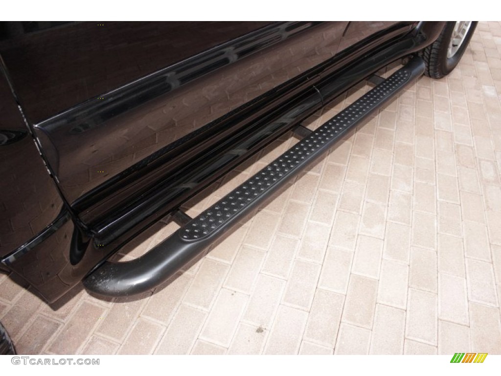 2004 Explorer Sport Trac XLT 4x4 - Black Clearcoat / Medium Dark Flint/Dark Flint photo #31