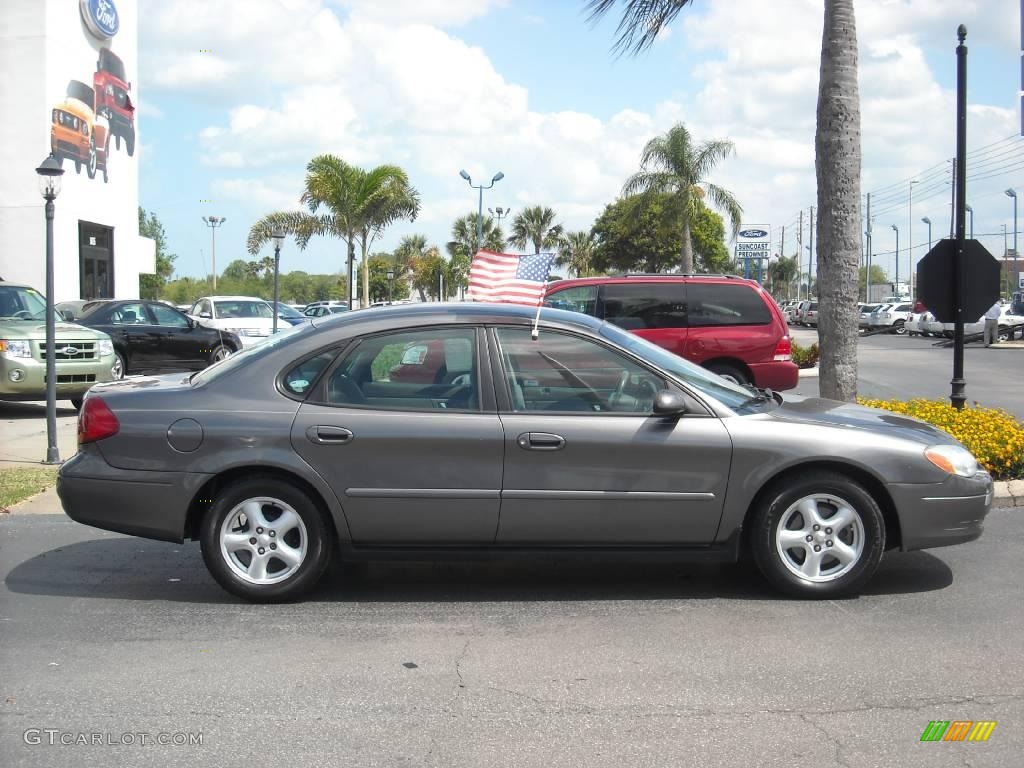 2002 Taurus SE - Dark Shadow Grey Metallic / Medium Graphite photo #2