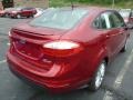 Ruby Red - Fiesta SE Sedan Photo No. 2