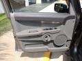 Mineral Gray Metallic - Commander Sport Photo No. 16