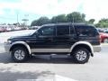 Solano Black Pearl - Montero Sport XLS Photo No. 3