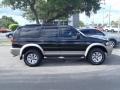 Solano Black Pearl - Montero Sport XLS Photo No. 8