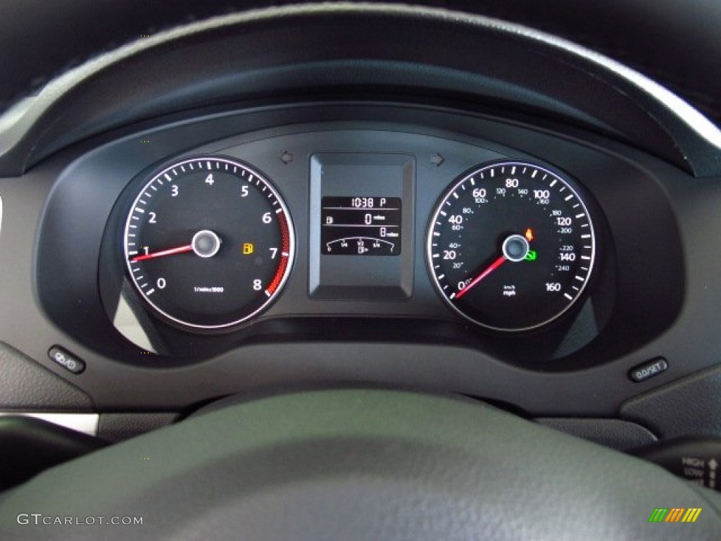 2014 Volkswagen Jetta SE Sedan Gauges Photos
