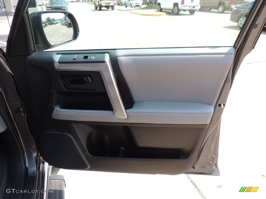 2011 4Runner SR5 - Magnetic Gray Metallic / Graphite photo #8