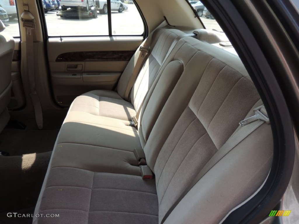 2004 Grand Marquis GS - Spruce Green Metallic / Medium Parchment photo #10