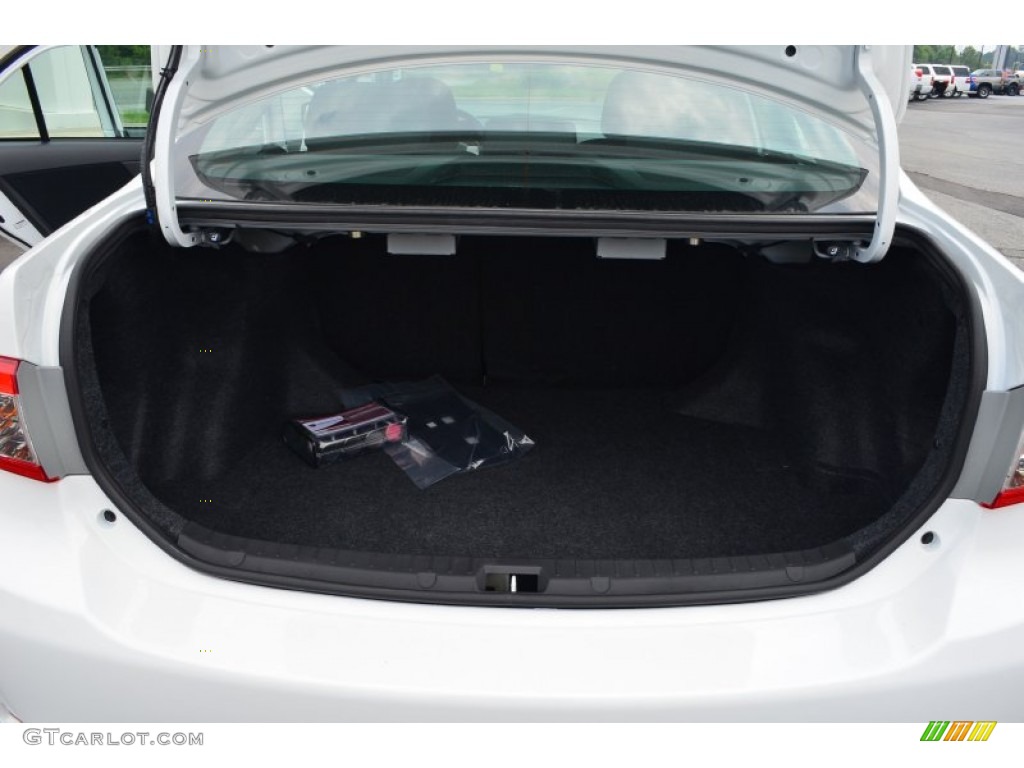 2013 Toyota Corolla S Trunk Photo #85074782