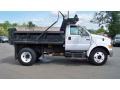 Oxford White 2006 Ford F650 Super Duty XLT Regular Cab Dump Truck Exterior