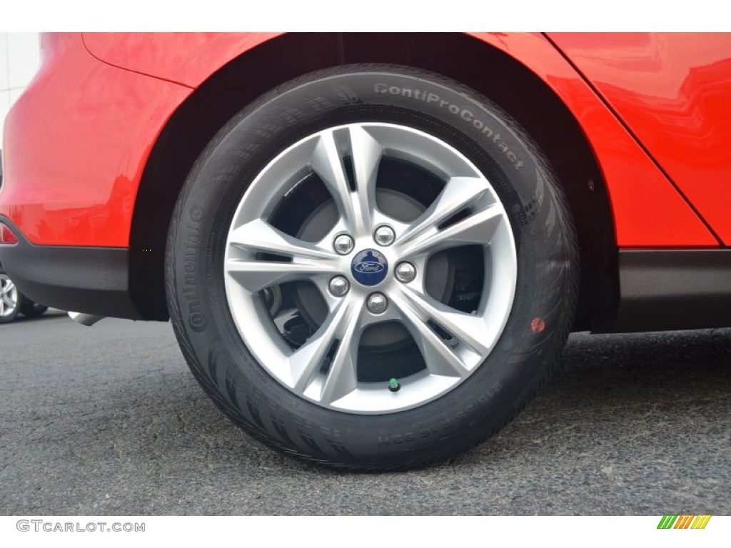 2014 Focus SE Hatchback - Race Red / Charcoal Black photo #9