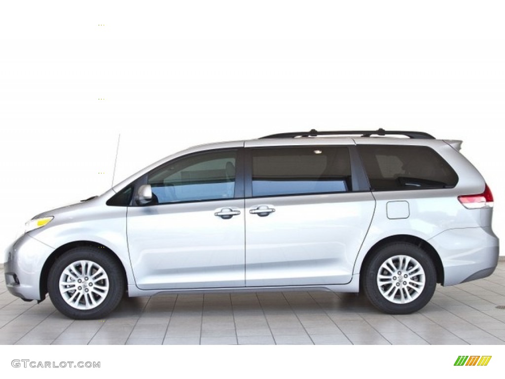Silver Sky Metallic 2013 Toyota Sienna XLE Exterior Photo #85076153