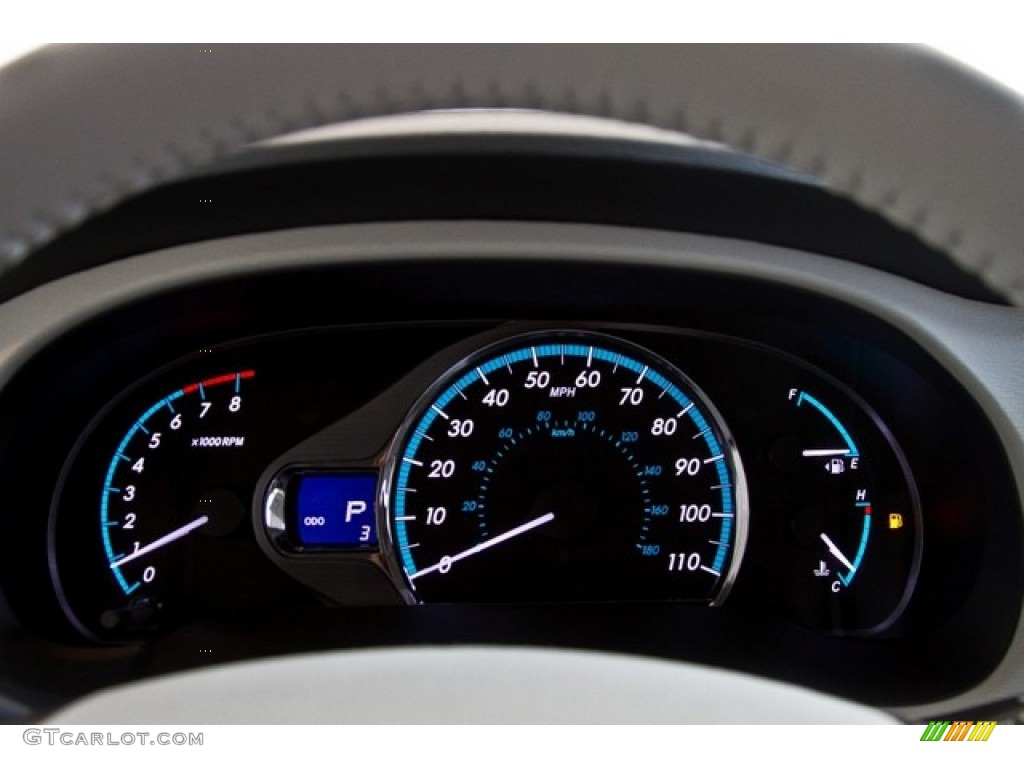 2013 Toyota Sienna XLE Gauges Photo #85076327