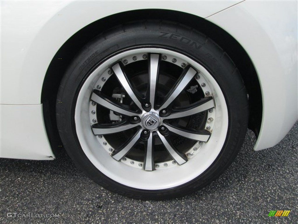 2010 Nissan 370Z Touring Coupe Custom Wheels Photos