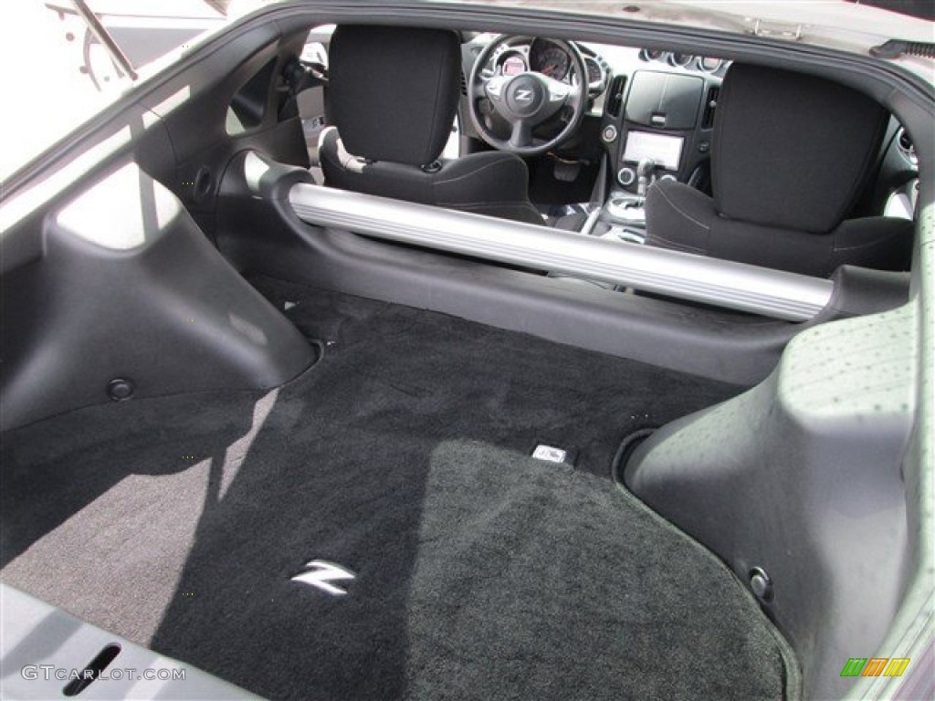 2010 370Z Touring Coupe - Pearl White / Black Cloth photo #9
