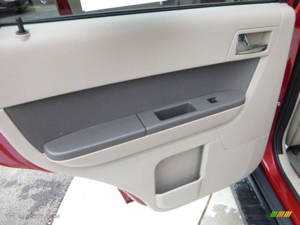 2010 Mariner V6 Premier 4WD - Sangria Red Metallic / Stone photo #18