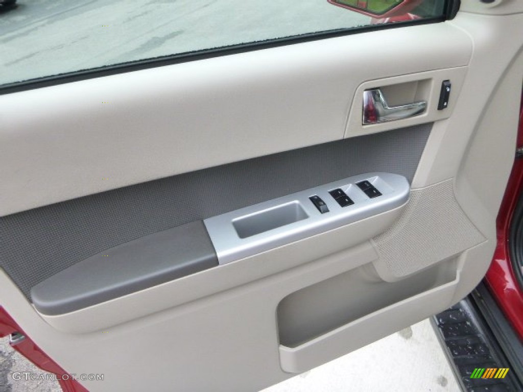 2010 Mariner V6 Premier 4WD - Sangria Red Metallic / Stone photo #19