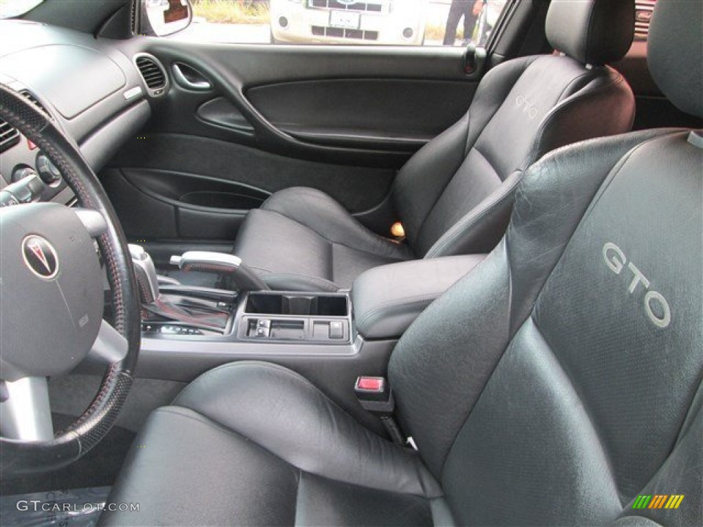 2006 GTO Coupe - Phantom Black Metallic / Black photo #10