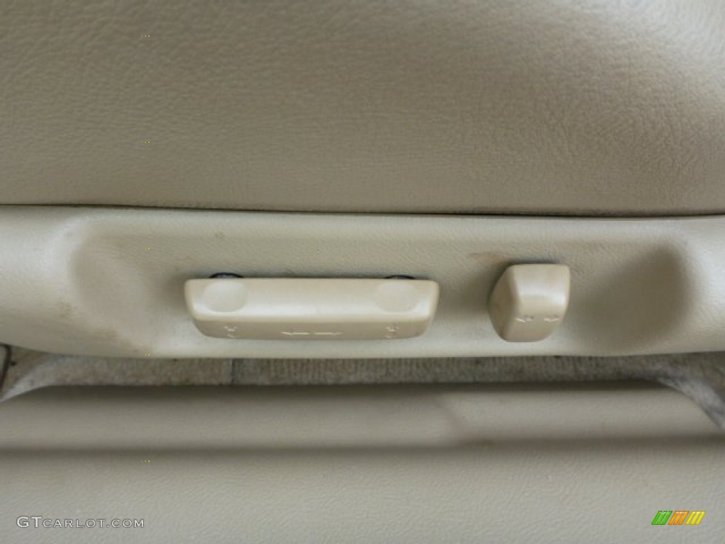 2003 Accord EX V6 Coupe - Taffeta White / Ivory photo #14
