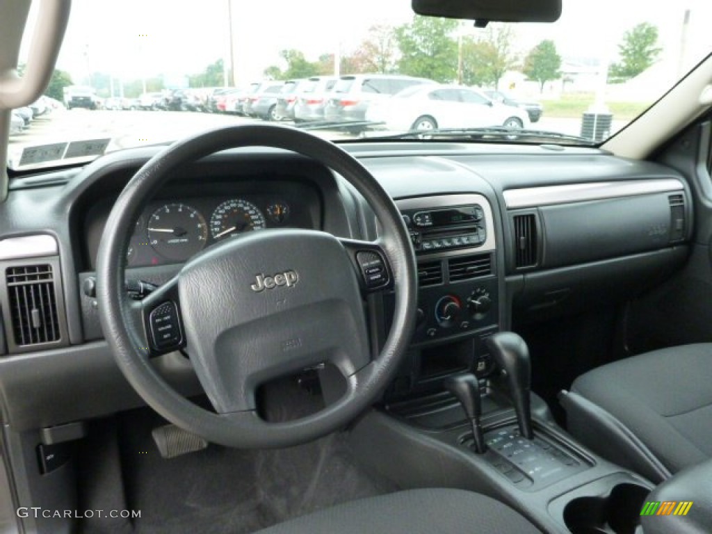 2004 Jeep Grand Cherokee Laredo 4x4 Dashboard Photos