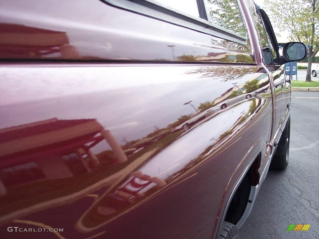 2001 Ram 1500 SLT Club Cab 4x4 - Dark Garnet Red Pearl / Mist Gray photo #27