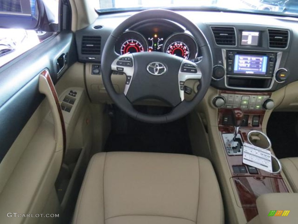 2013 Toyota Highlander Limited Dashboard Photos
