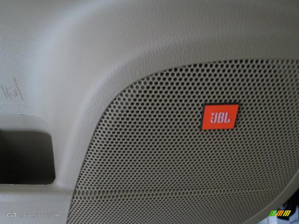 2013 Toyota Highlander Limited Audio System Photos