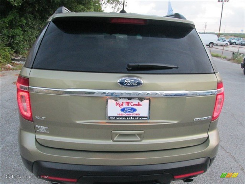 2013 Explorer XLT - Ginger Ale Metallic / Medium Light Stone photo #5