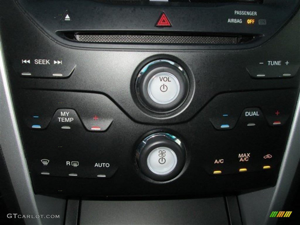2013 Ford Explorer XLT Controls Photo #85085741