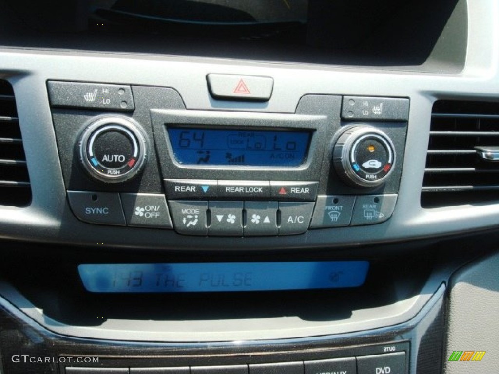 2012 Honda Odyssey Touring Elite Controls Photo #85086242
