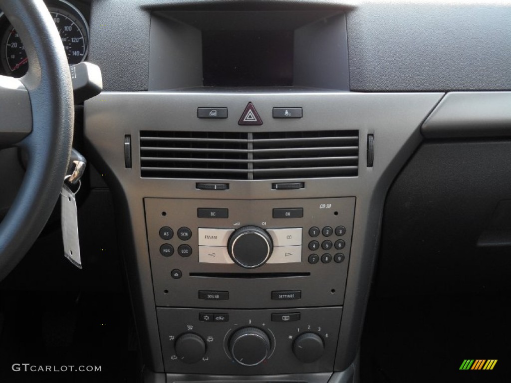 2008 Astra XE Sedan - Black Sapphire / Charcoal photo #12
