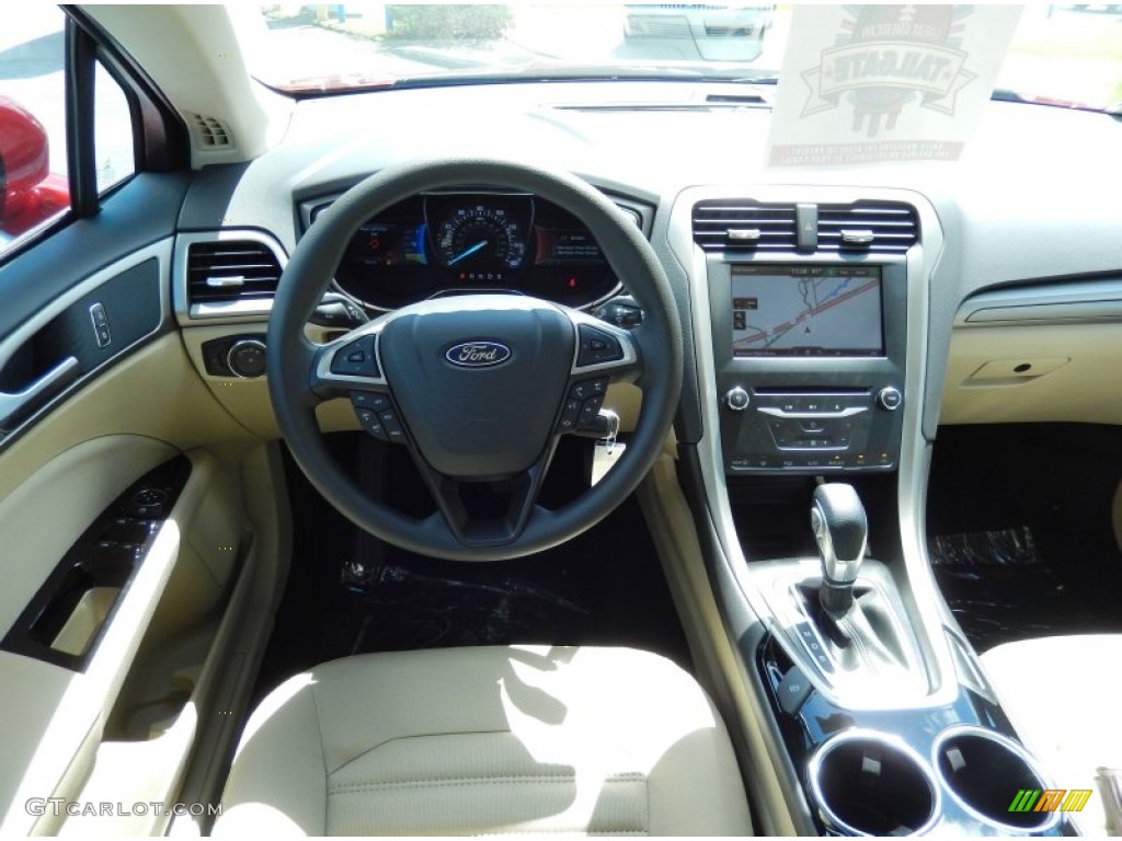 2014 Ford Fusion SE Dune Dashboard Photo #85087337