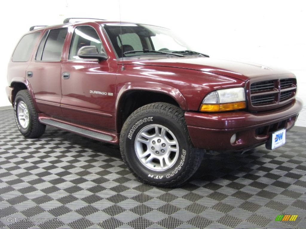 Dark Garnet Red Pearl Dodge Durango