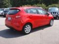 Race Red - Fiesta SE Hatchback Photo No. 6