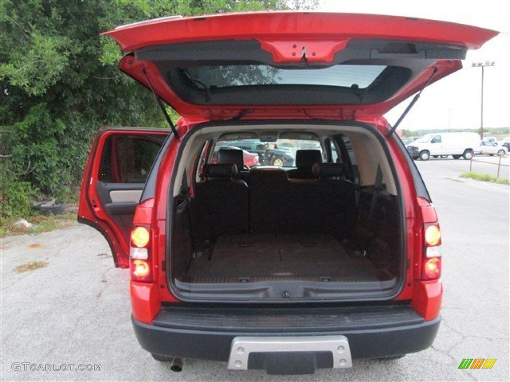 2007 Ford Explorer XLT Ironman Edition Trunk Photo #85090045