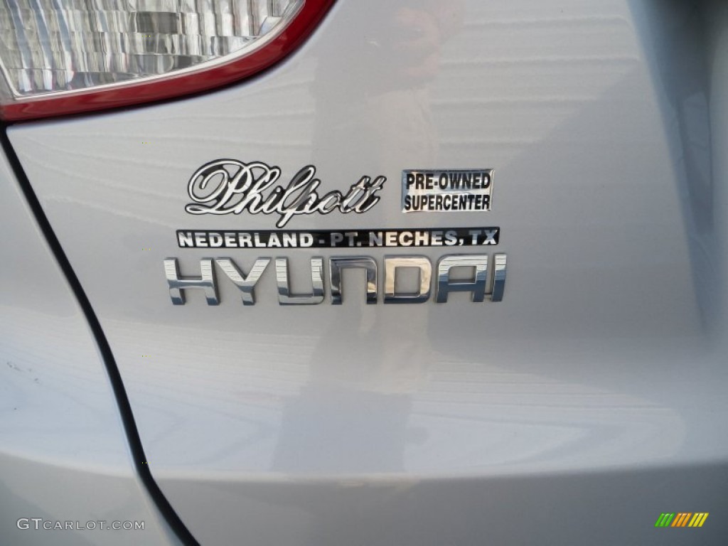 2012 Tucson Limited - Diamond Silver / Black photo #18