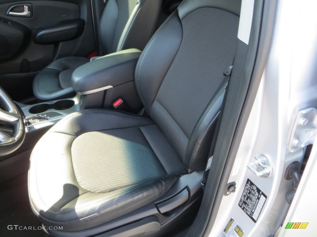 2012 Tucson Limited - Diamond Silver / Black photo #31