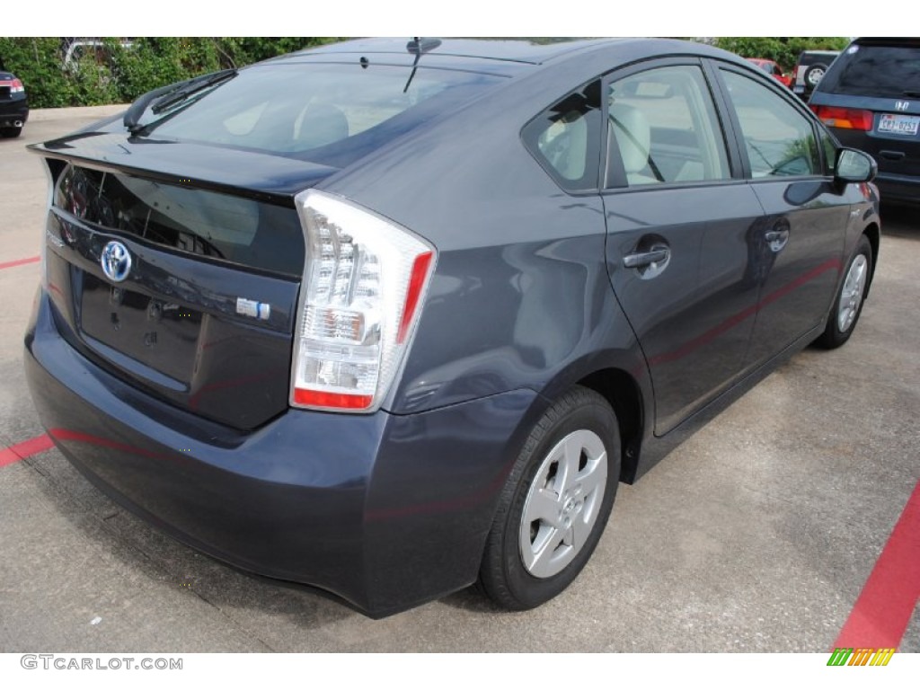 2011 Prius Hybrid III - Winter Gray Metallic / Misty Gray photo #9