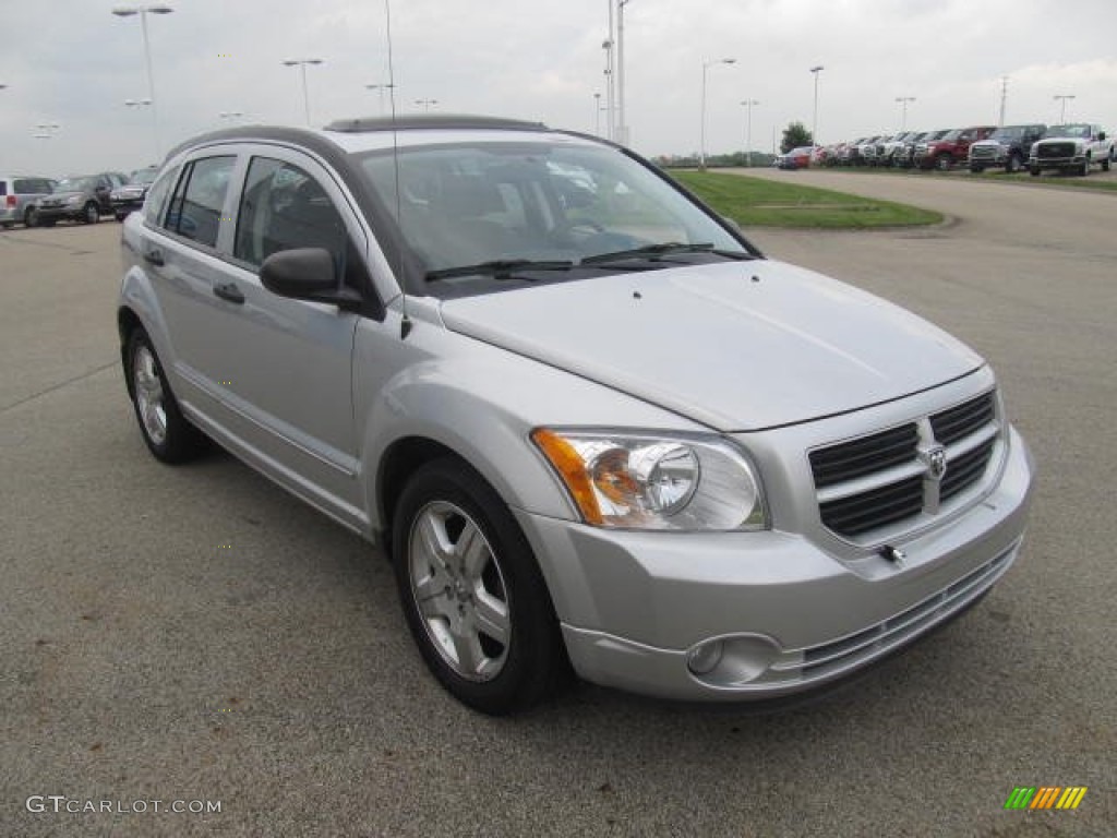 Bright Silver Metallic 2008 Dodge Caliber SXT Exterior Photo #85100312