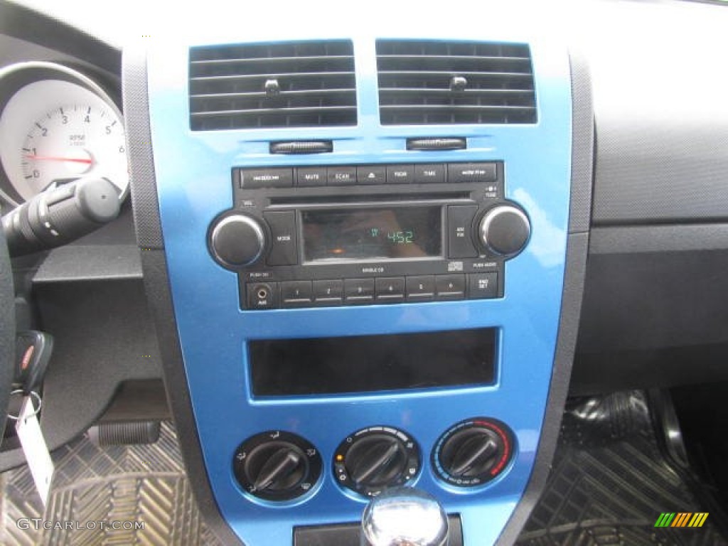 2008 Dodge Caliber SXT Controls Photo #85100465