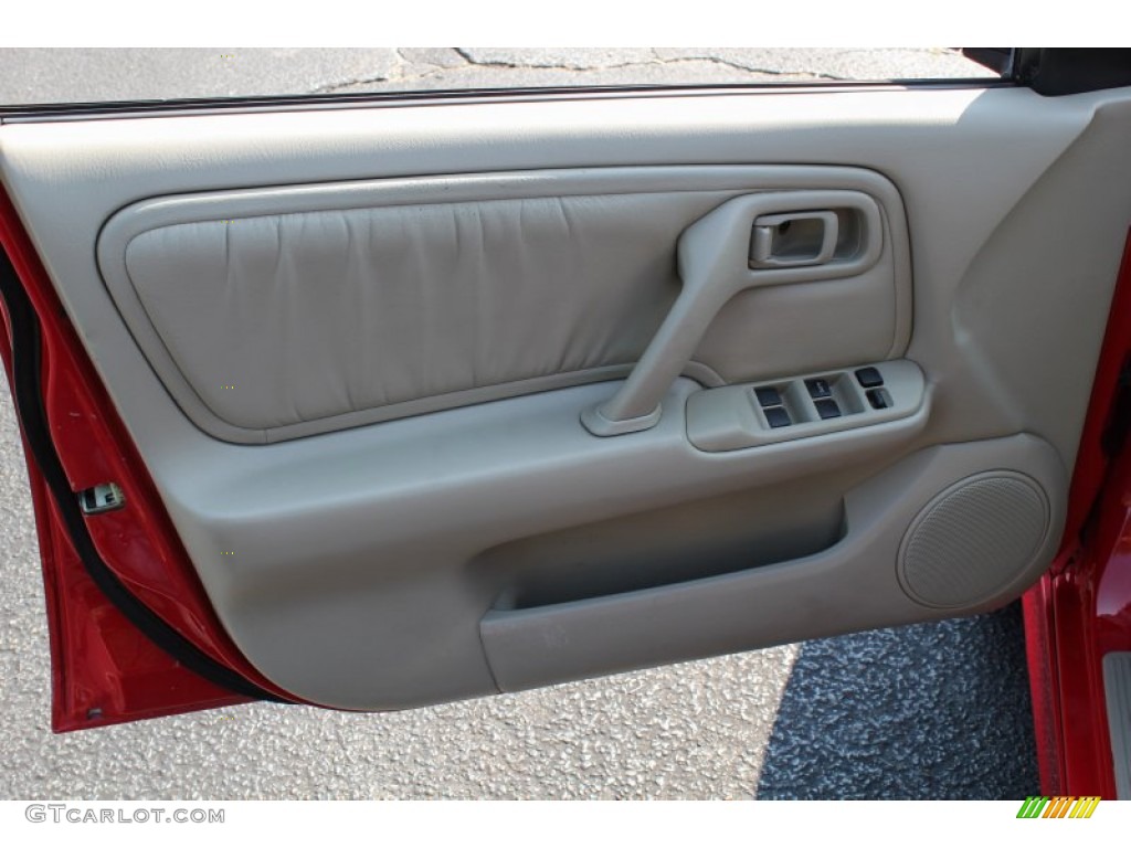 1999 Infiniti G 20 Touring Sedan Stone Beige Door Panel Photo #85100721