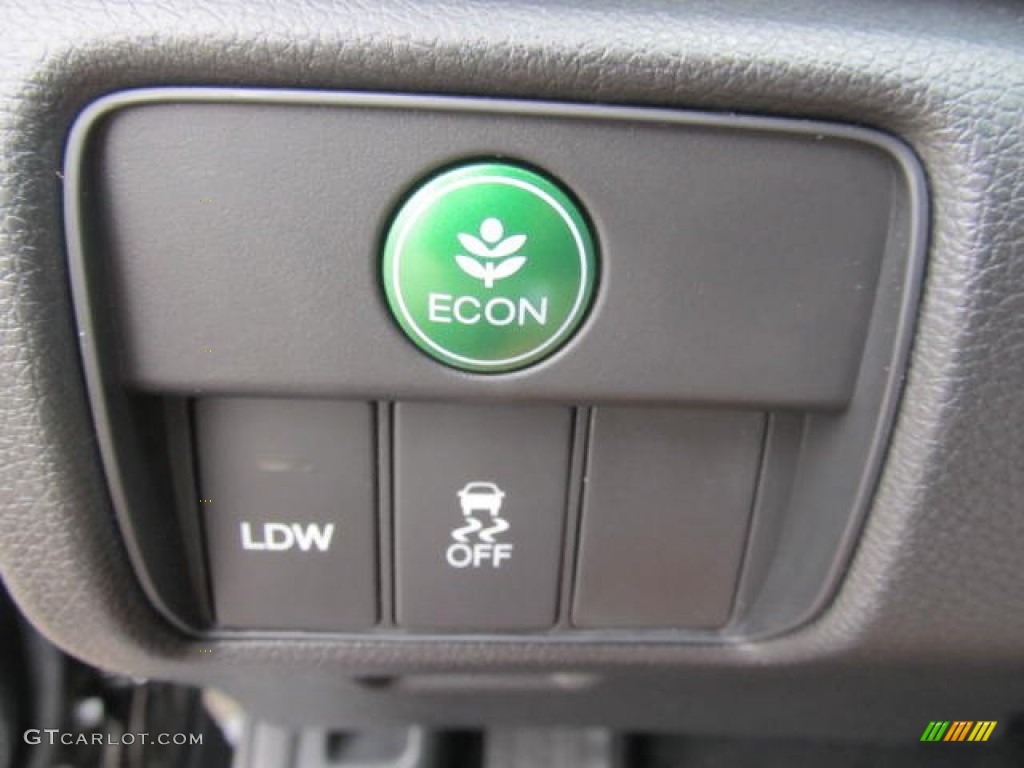 2014 Honda Accord EX-L Sedan Controls Photo #85102247