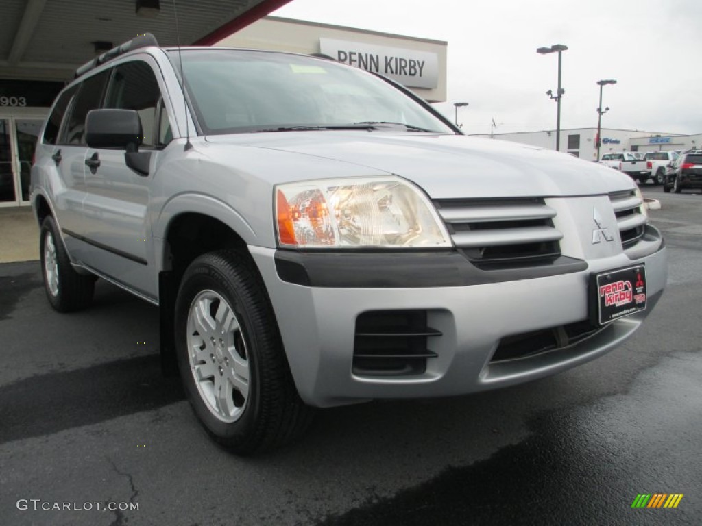 2004 Endeavor LS AWD - Sterling Silver Metallic / Charcoal Gray photo #1