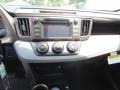 Super White - RAV4 LE Photo No. 24