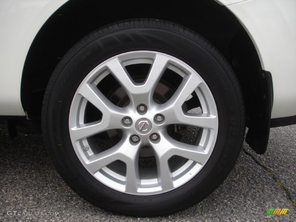 2011 Rogue SL AWD - Pearl White / Black photo #5